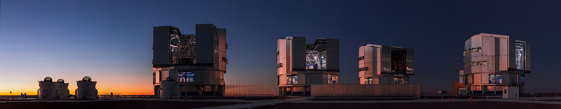Sdílená data, sdílený vesmír: Jak si observatoře po celém světě vyměňují pozorování